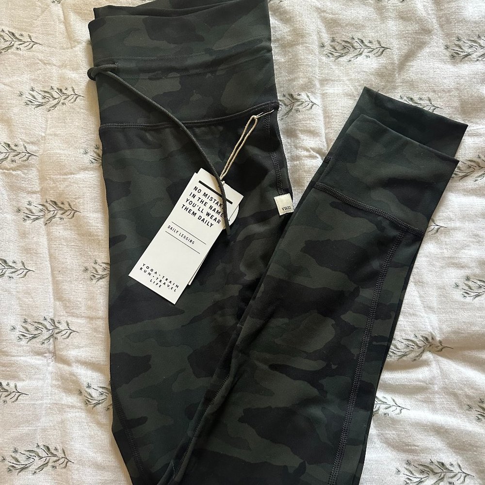NWT vuori leggings